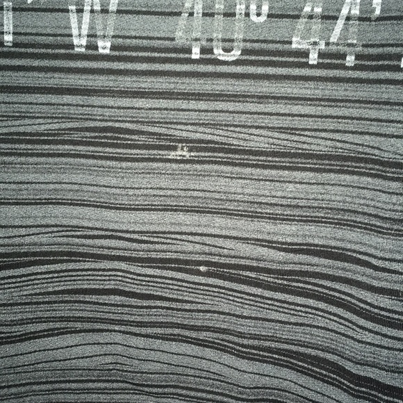 Express graphic t shirt size large - Picture 5 of 6